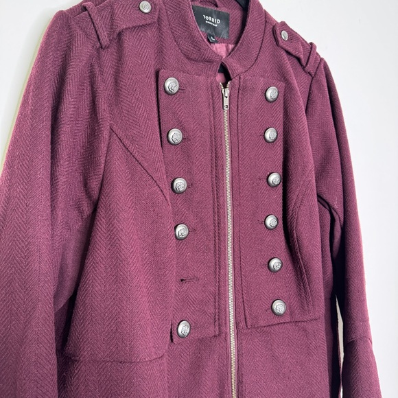 Torrid *missing button* Double-Breasted Burgundy Coat 4X - Picture 4 of 8